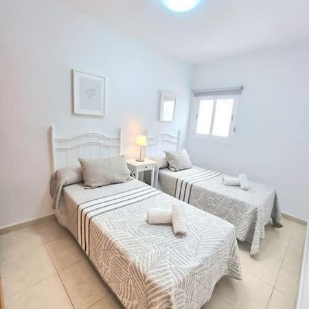 Clavel Los Cristianos (Tenerife) Exterior foto
